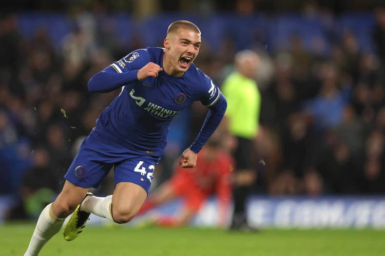 国米vs凯拉特首发预测：巴雷拉踢后腰，劳塔罗继续首发搭皮奥