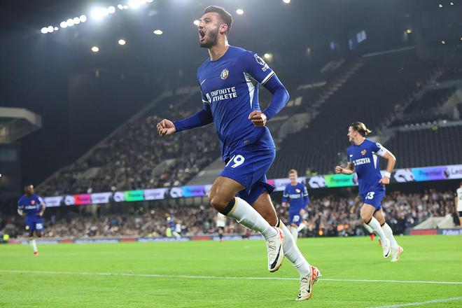 卡纳瓦罗：乌兹别克第一次参加世界杯没有压力，输赢都是好事