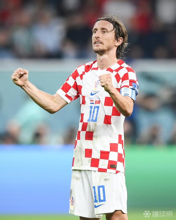 卡尔：我从小到大的偶像是梅西；国际比赛日期间还要参加补考